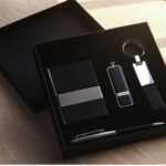 Premium 4-in-1 Business Gift Set – USB Flash Drive, Metal Pen, Card Holder & Keychain – Elegant Office Gift 2