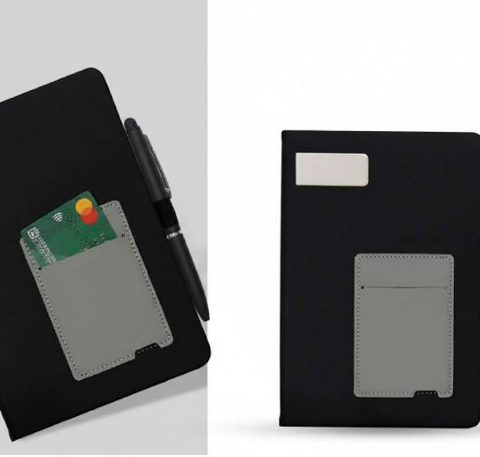 Elegant Leather Notebook with Modern and Functional Design