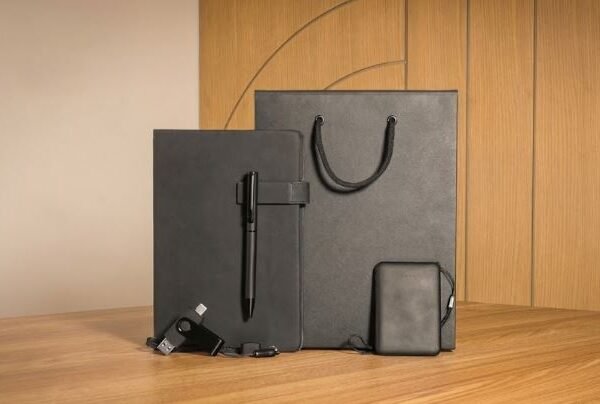 Luxury Office Gift Set – Notebook, Pen, Power Bank & USB