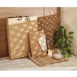 Eco-Friendly Office Gift Set – Cork Notebook & Pen with Wireless Charging Desk Mat and Mouse 2
