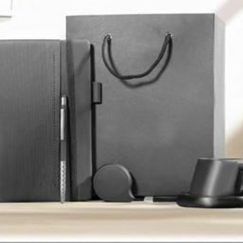 Black Executive Office Gift Set – Notebook, Pen, Mug & Gift Bag
