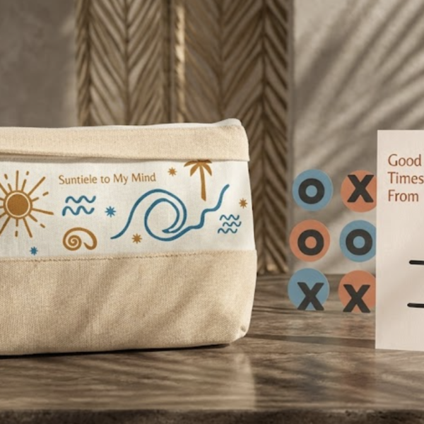 Multi-Purpose Pouch with Portable Tic-Tac-Toe Game – Modern Artistic Design