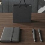 طقم هدايا أنيق نوت بوك وقلم مع شنطة هدايا 3